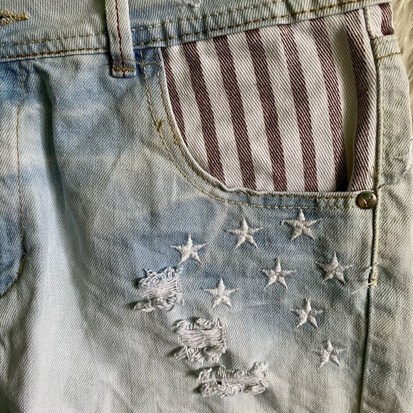 Stars and Stripes Denim Shorts - Picture 8 of 10